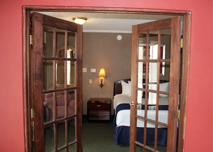 6 Worth, Tx - Downtown East Hotel Fort Worth