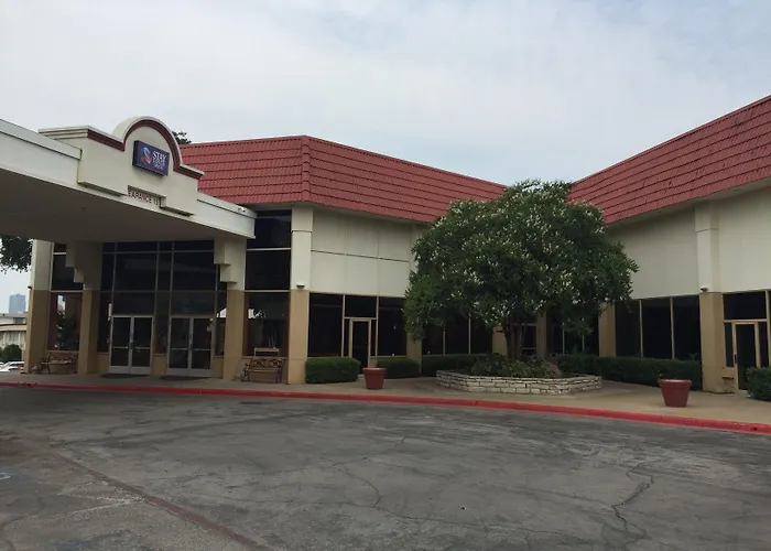 6 Worth, Tx - Downtown East